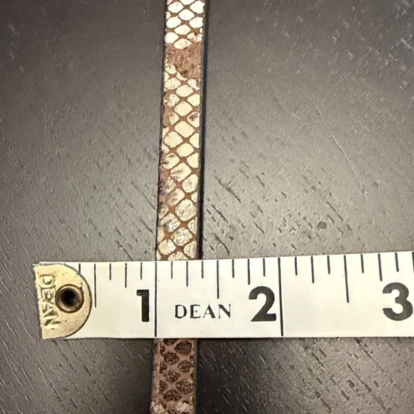 J Crew Snakeskin Print Genuine Leather Made in USA Women’s M Skinny Belt - Picture 8 of 8
